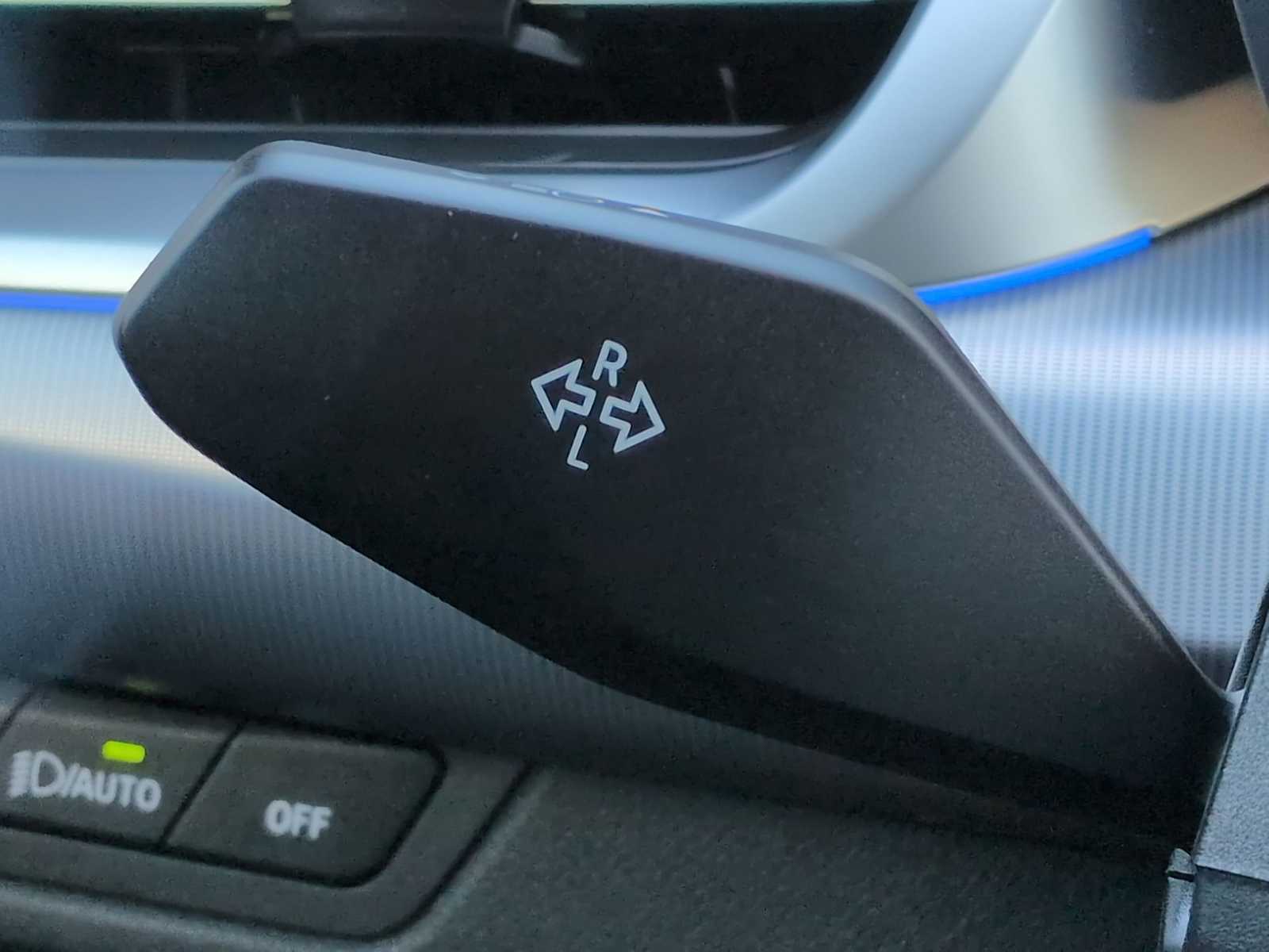 Thumbnail: 2025 BMW X1 - 26