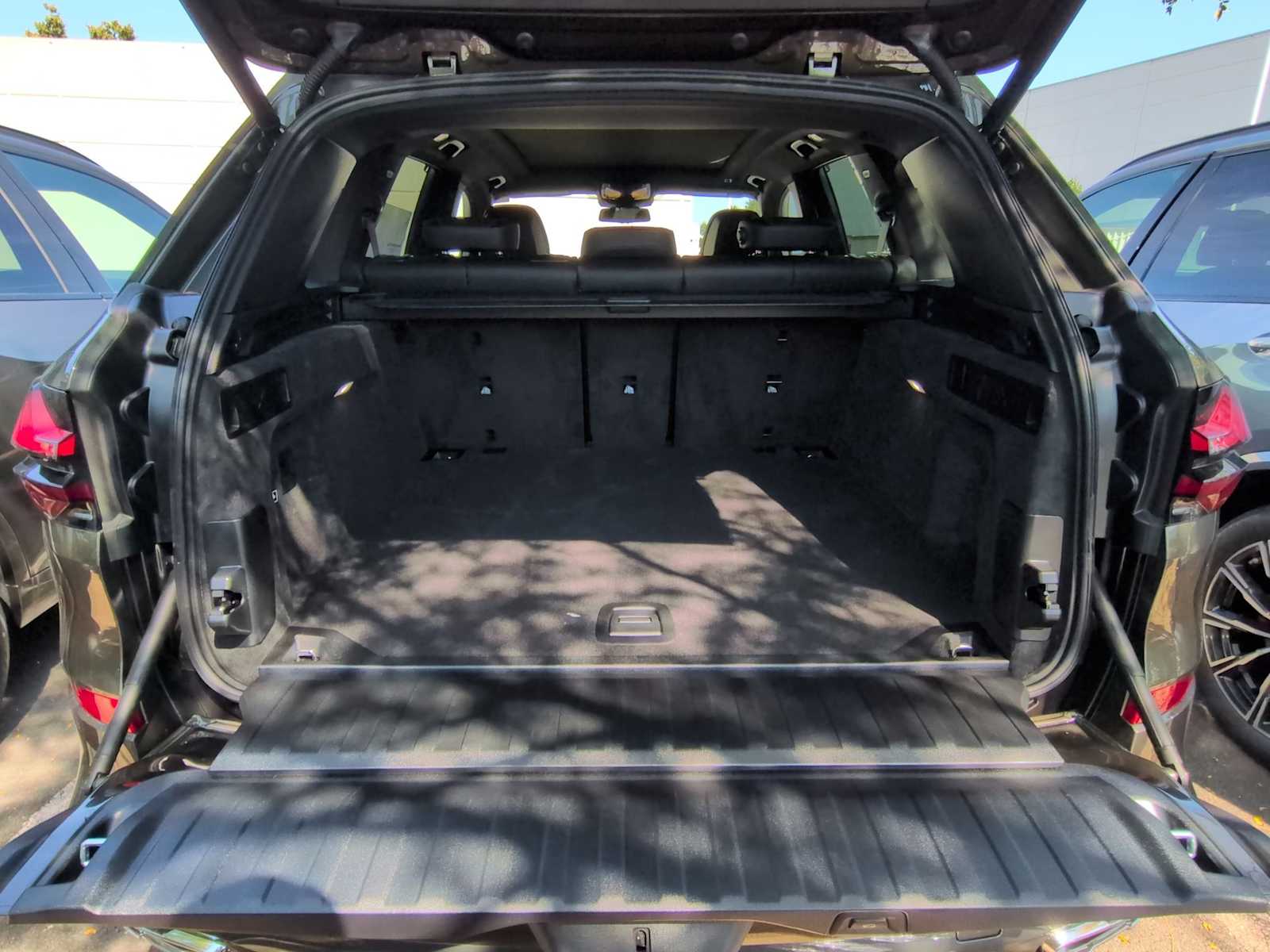 Thumbnail: 2026 BMW X5 - 37