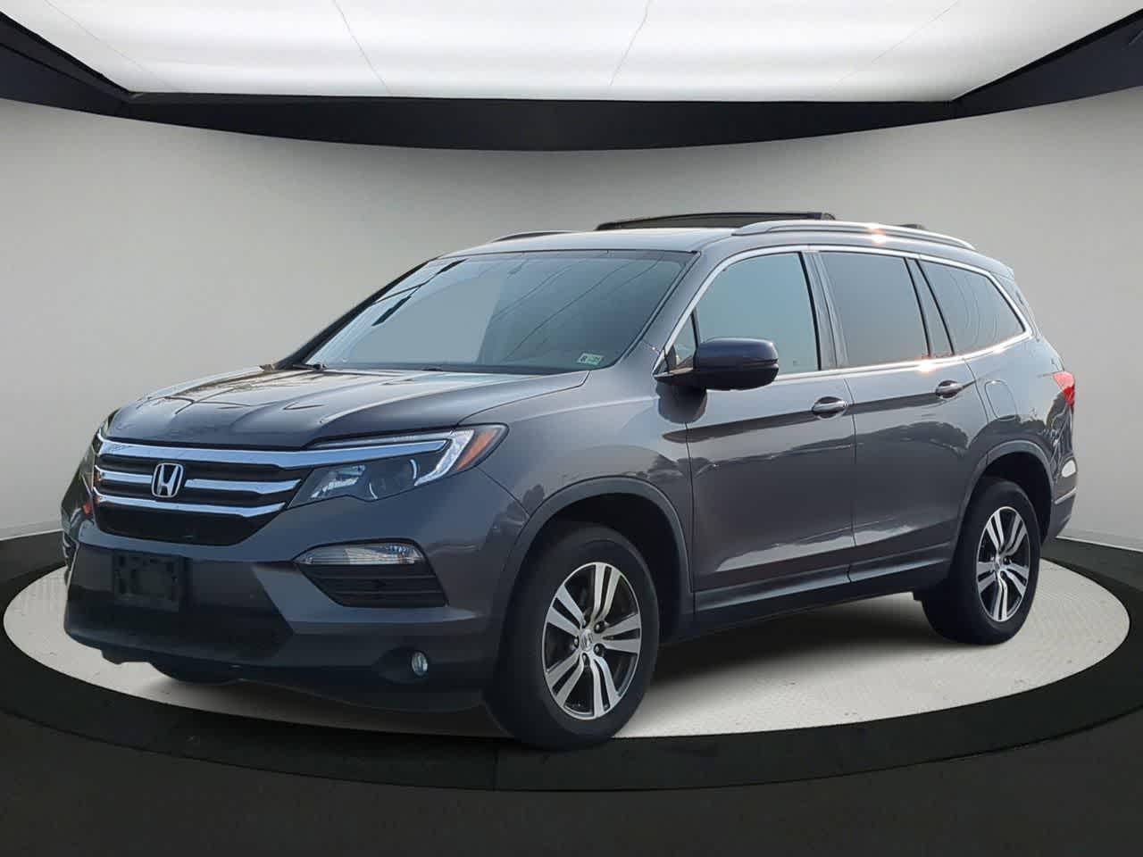 Thumbnail: 2016 Honda Pilot - 4