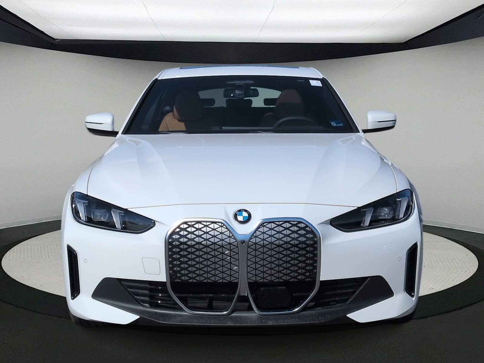 Thumbnail: 2026 BMW i4 - 3