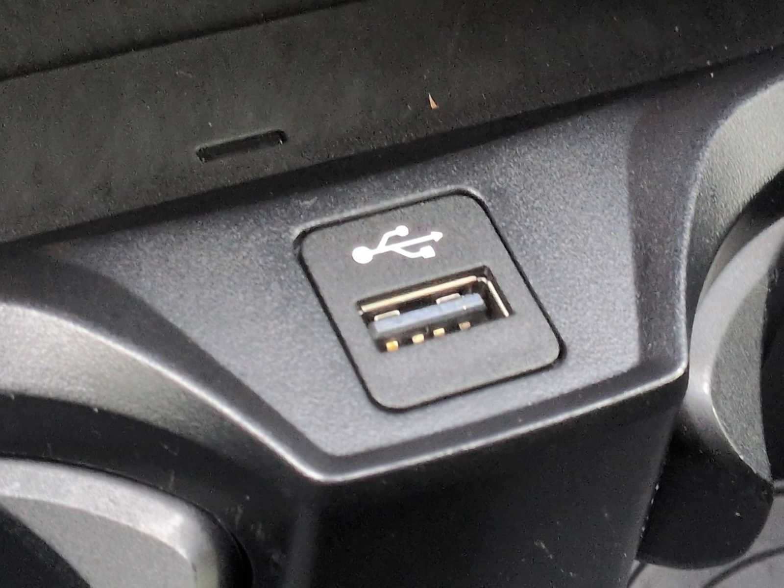 Thumbnail: 2023 BMW M3 - 32