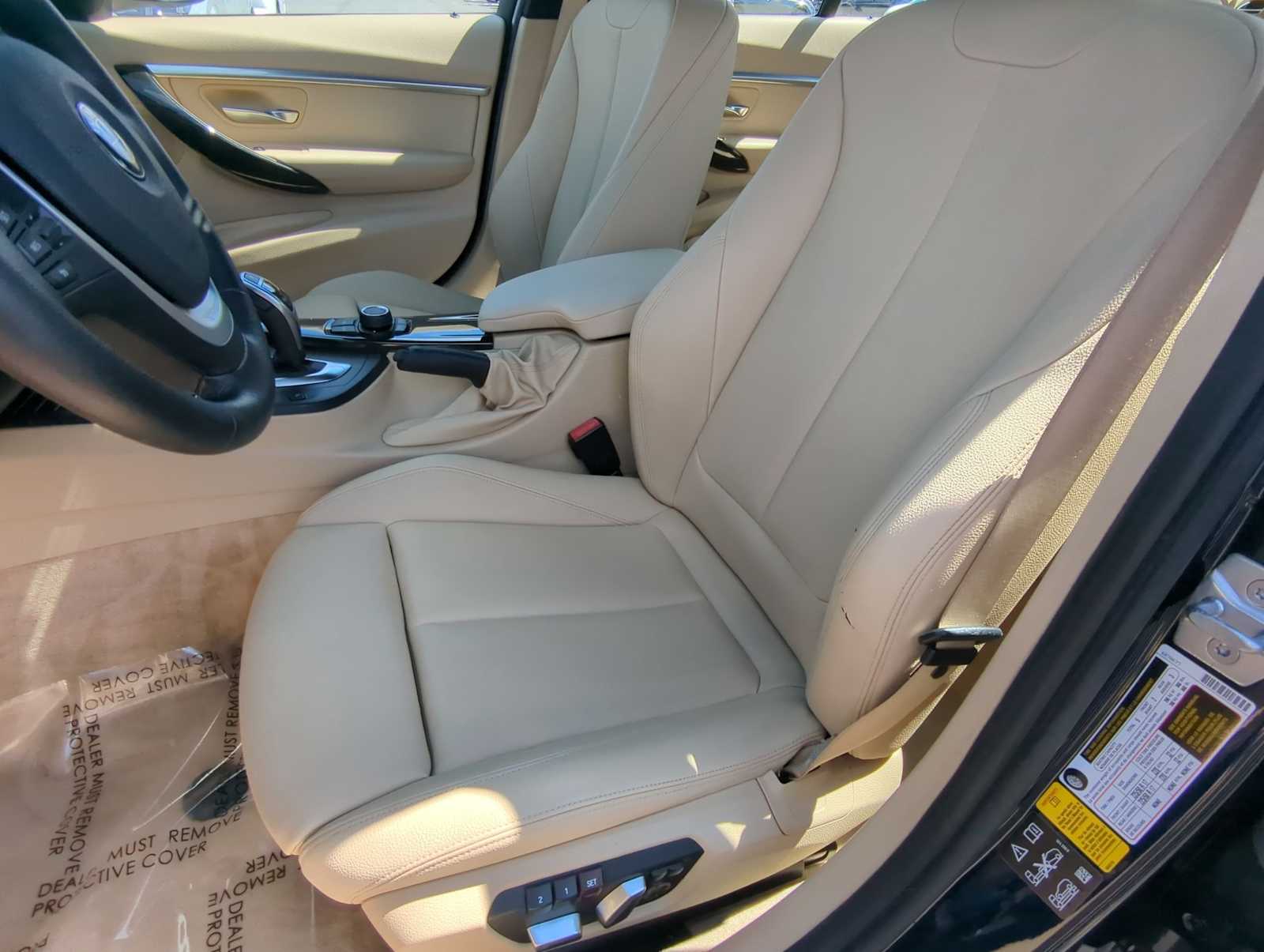 Thumbnail: 2016 BMW 3 Series - 17