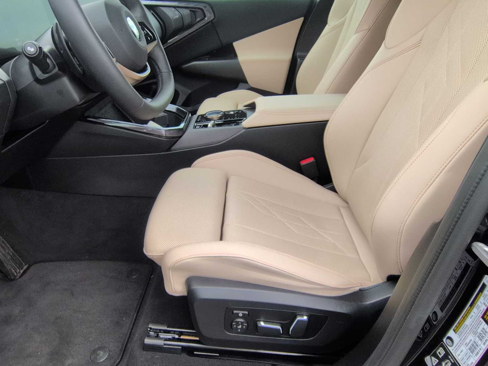 Thumbnail: 2025 BMW X3 - 17