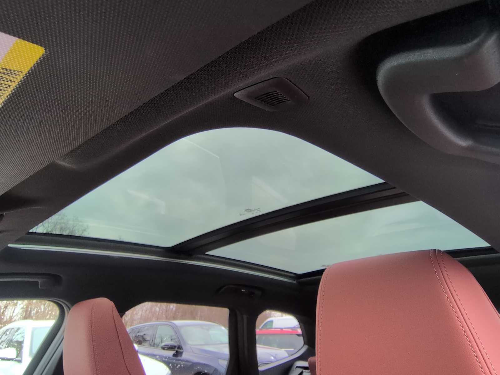 Thumbnail: 2026 BMW X1 - 20