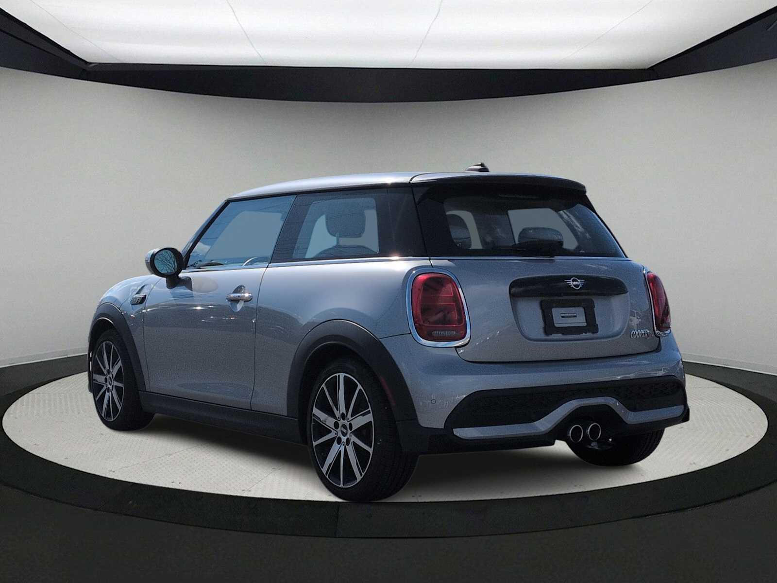 Thumbnail: 2024 MINI Cooper Hardtop - 6