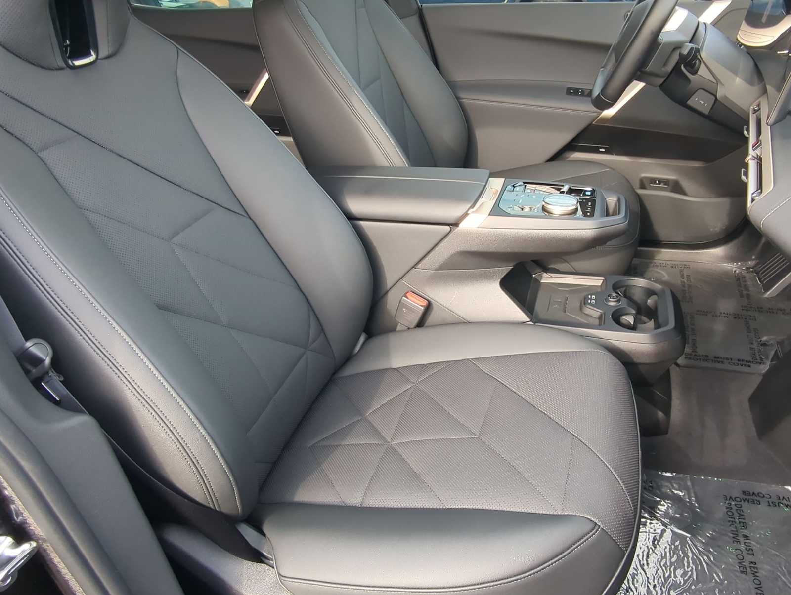 Thumbnail: 2025 BMW iX - 21