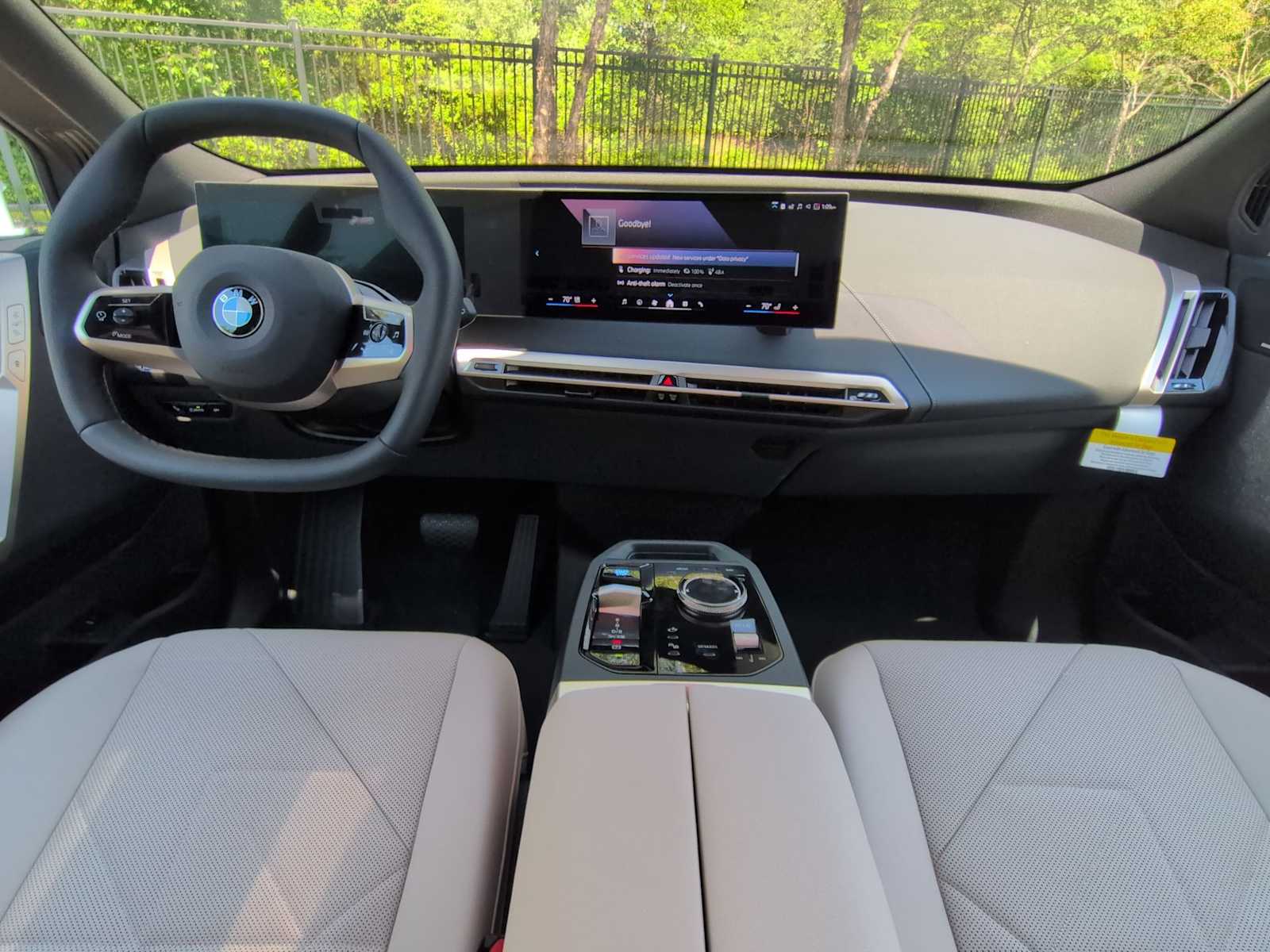 Thumbnail: 2026 BMW iX - 15