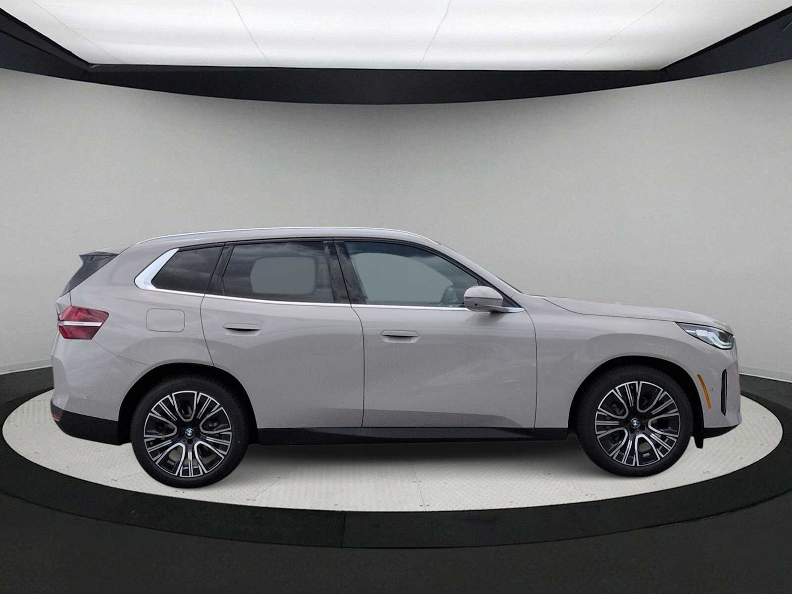 Thumbnail: 2026 BMW X3 - 9