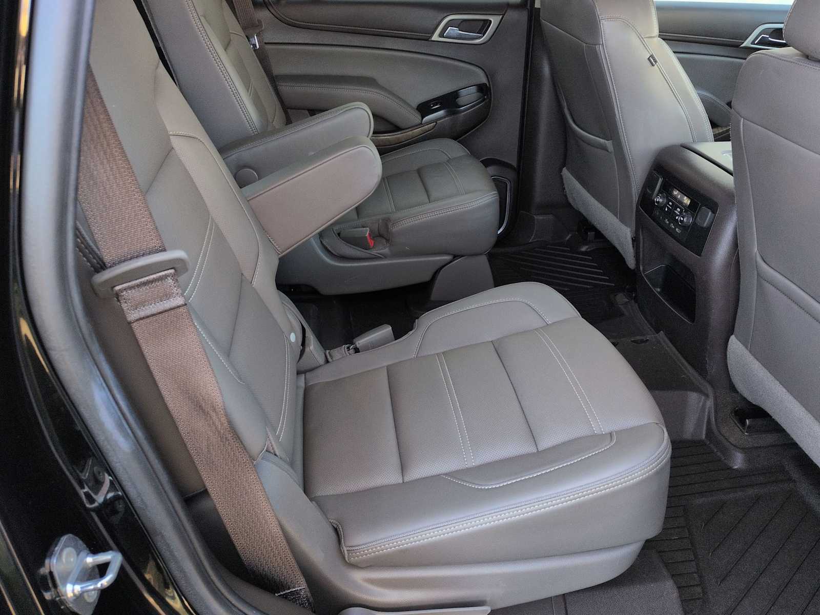 Thumbnail: 2018 GMC Yukon - 22