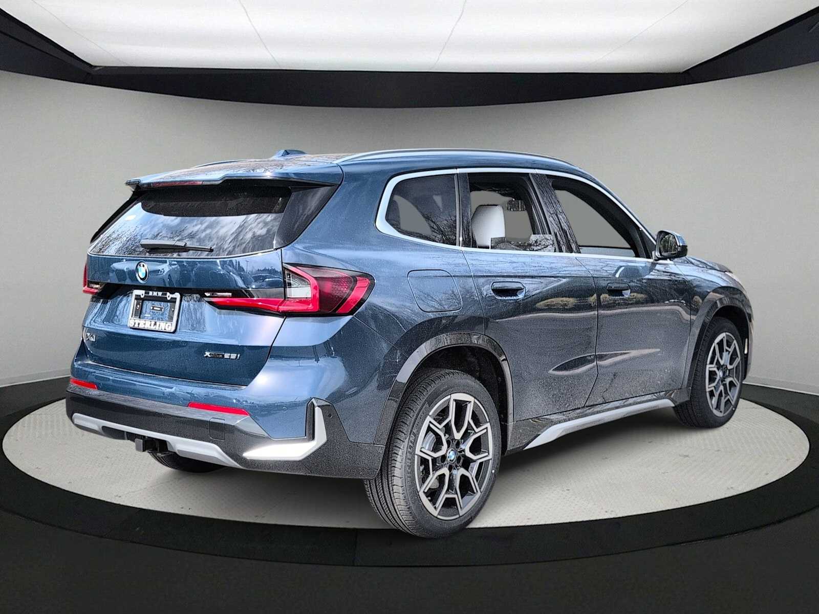 Thumbnail: 2026 BMW X1 - 8