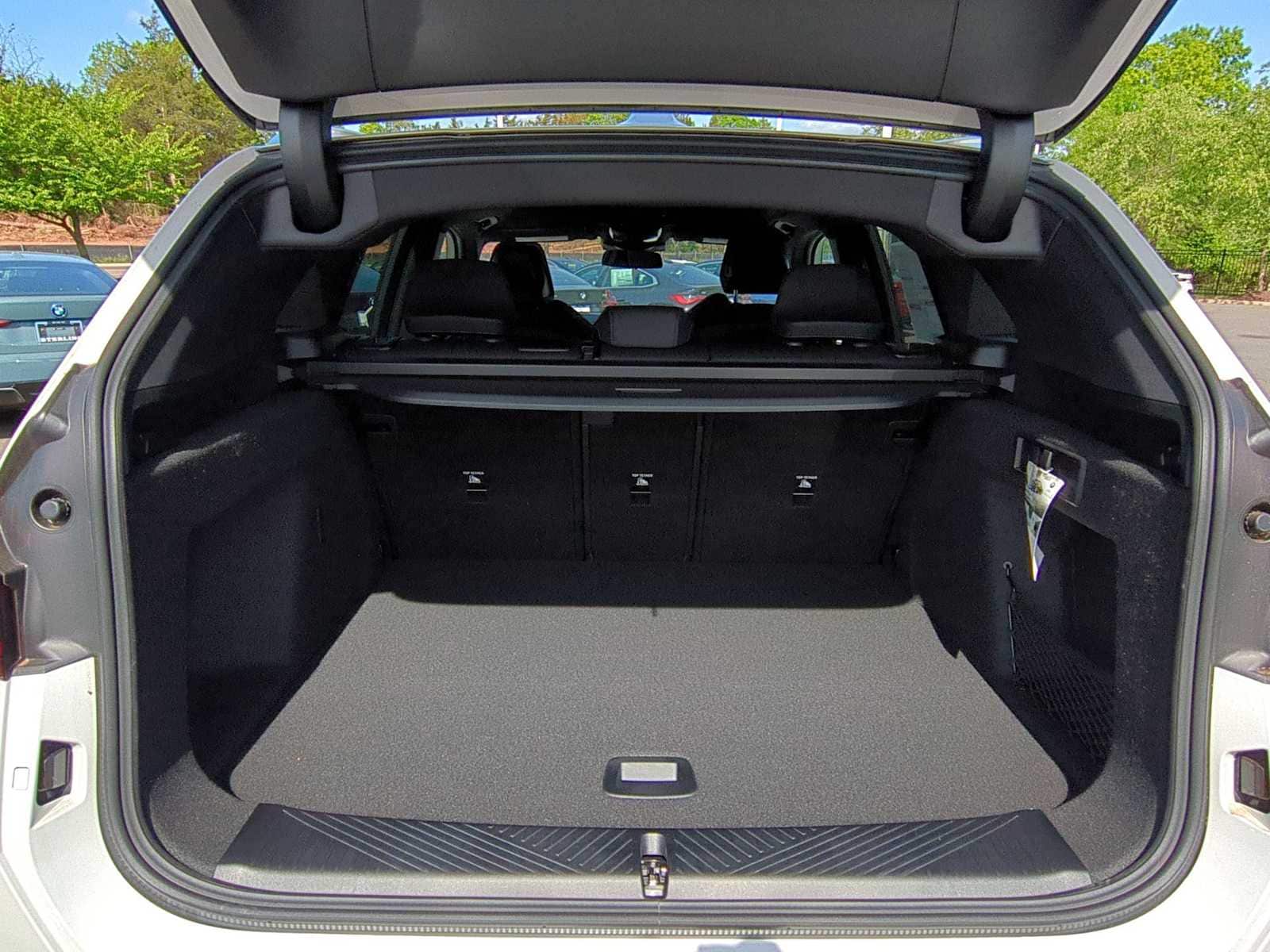 Thumbnail: 2025 BMW X3 - 35