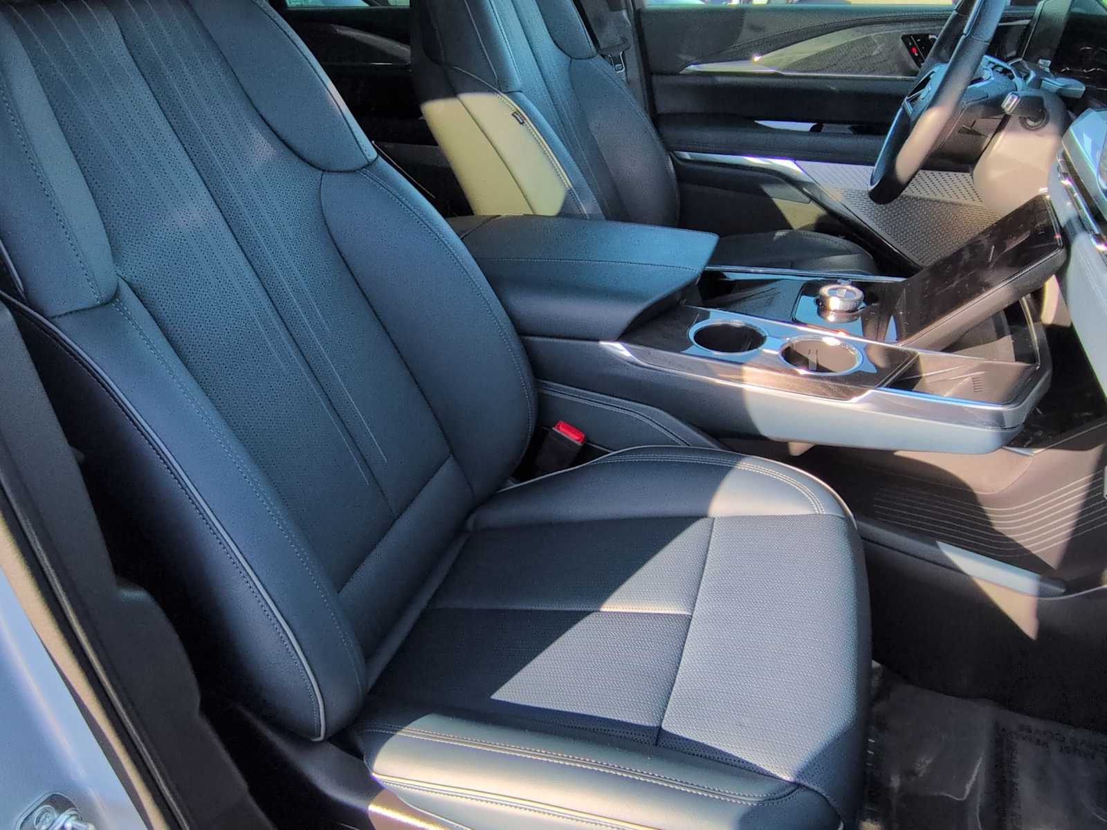 Thumbnail: 2025 Cadillac Escalade IQ - 23