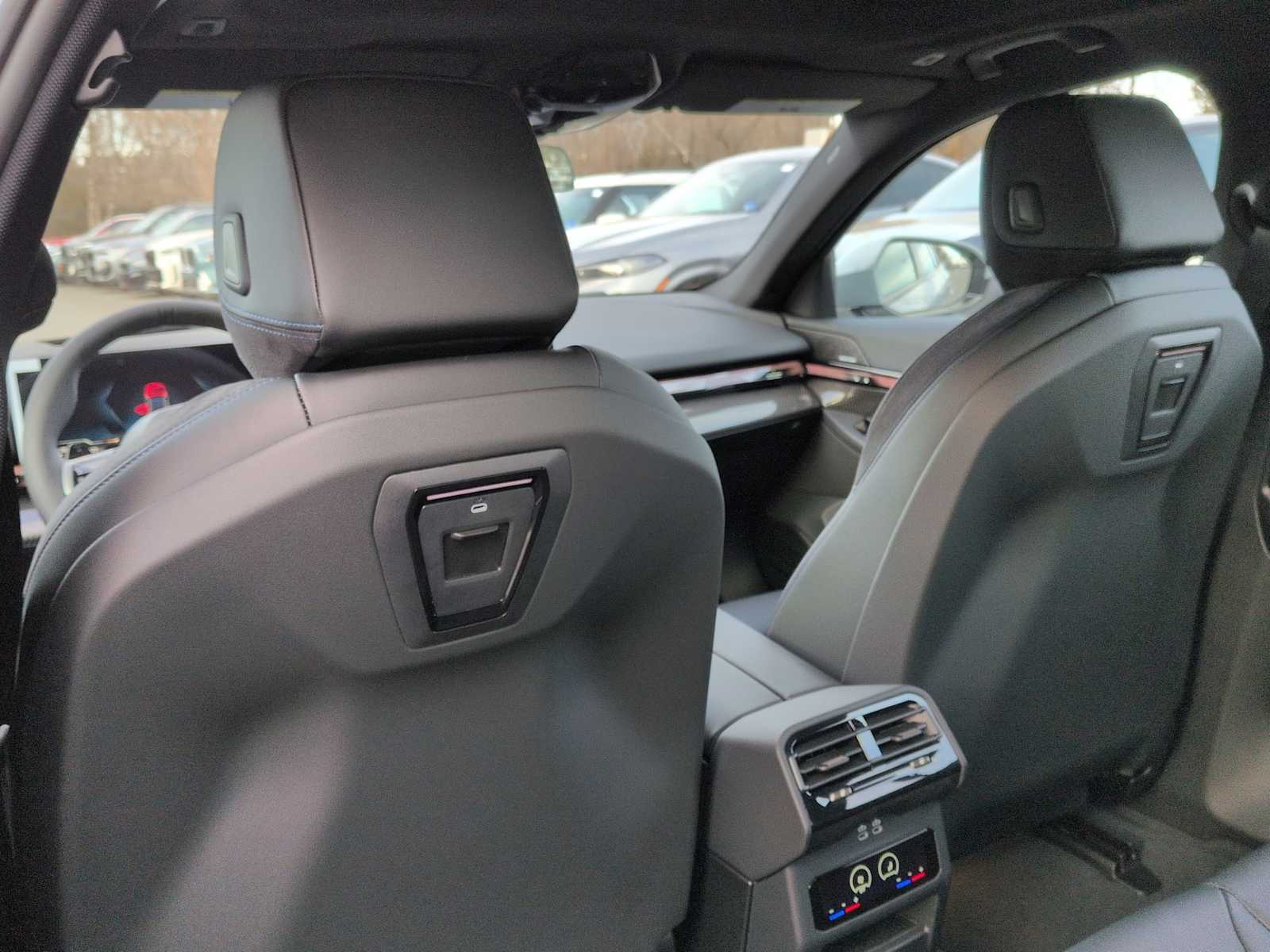 Thumbnail: 2026 BMW 5 Series - 19