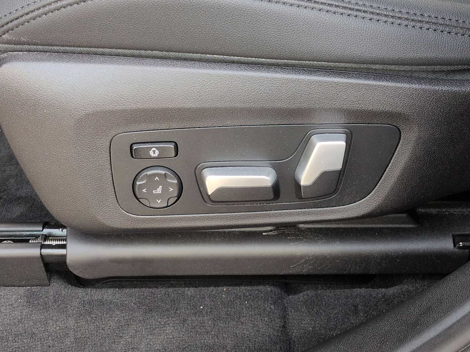 Thumbnail: 2020 BMW X3 - 18