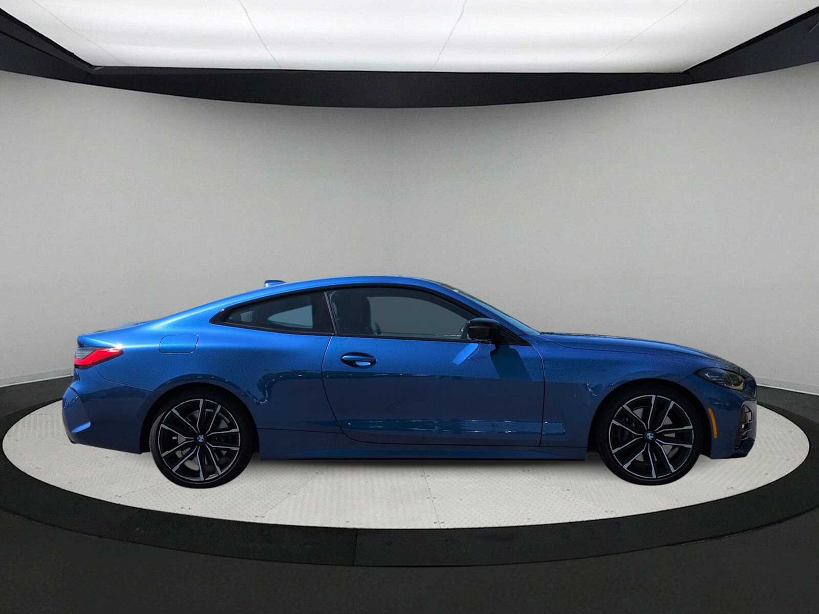 Thumbnail: 2023 BMW 4 Series - 9