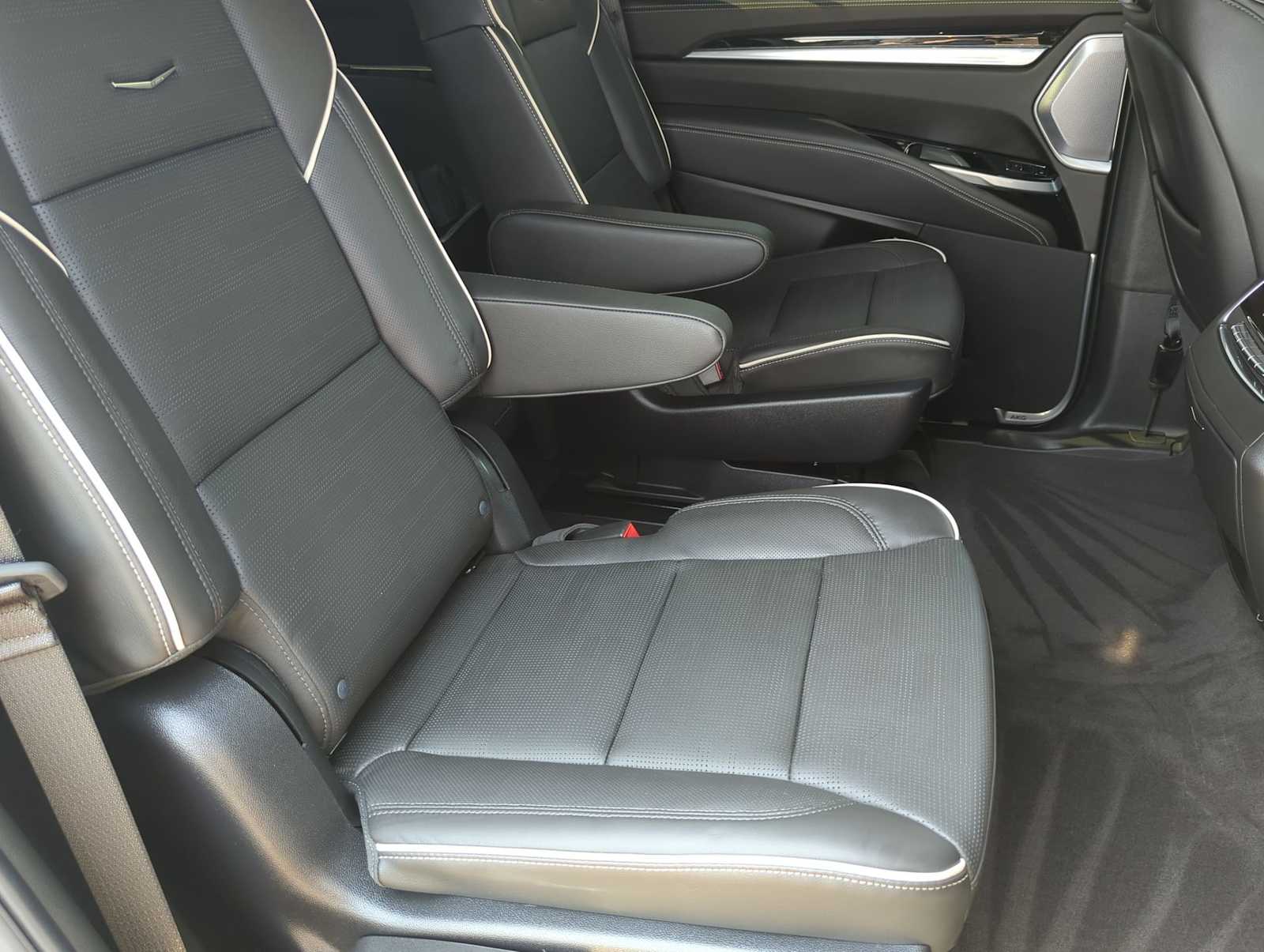 Thumbnail: 2025 Cadillac Escalade - 22