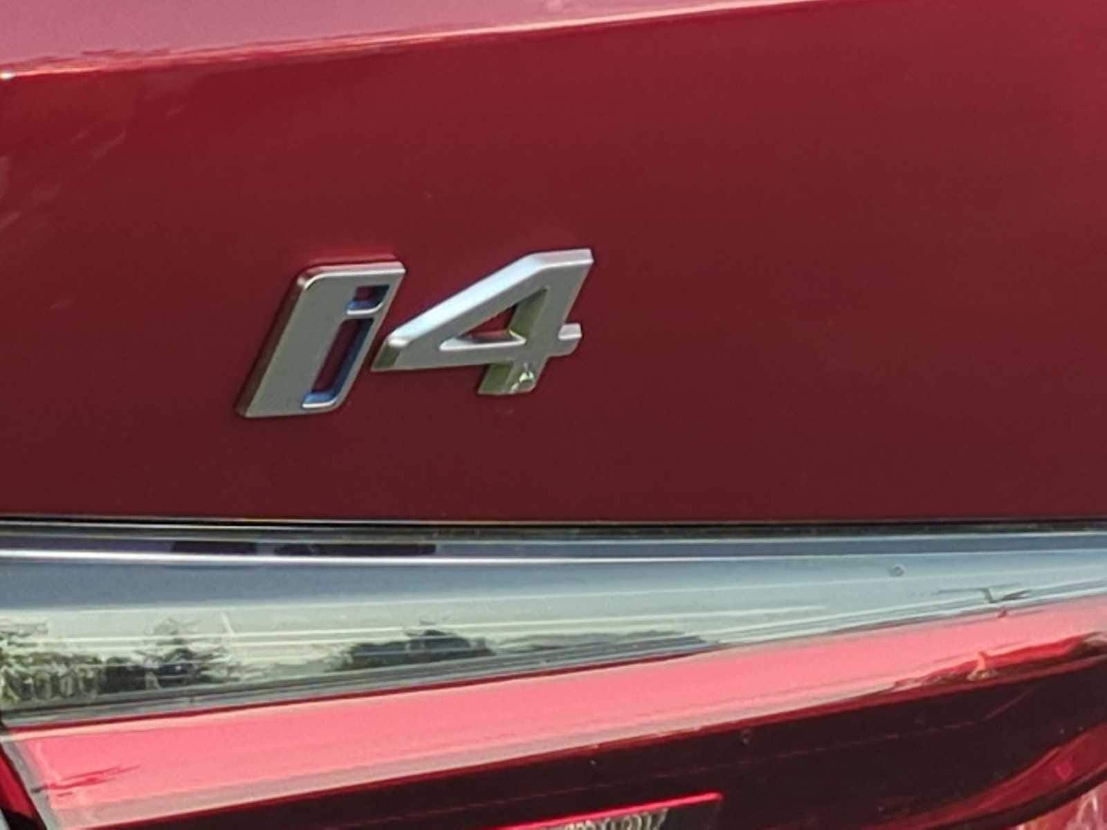 Thumbnail: 2025 BMW i4 - 13