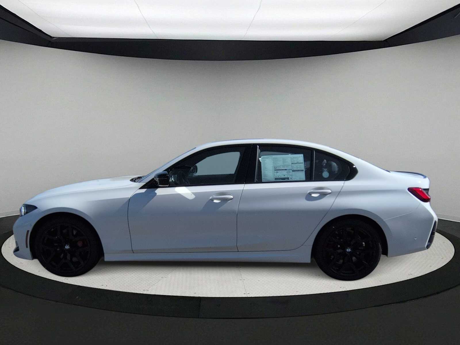 Thumbnail: 2026 BMW 3 Series - 5