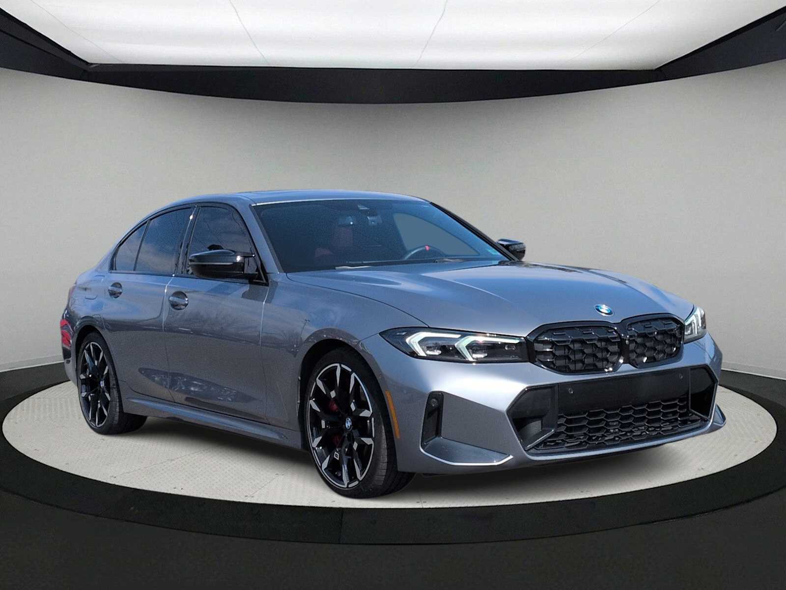 Thumbnail: 2025 BMW 3 Series - 2