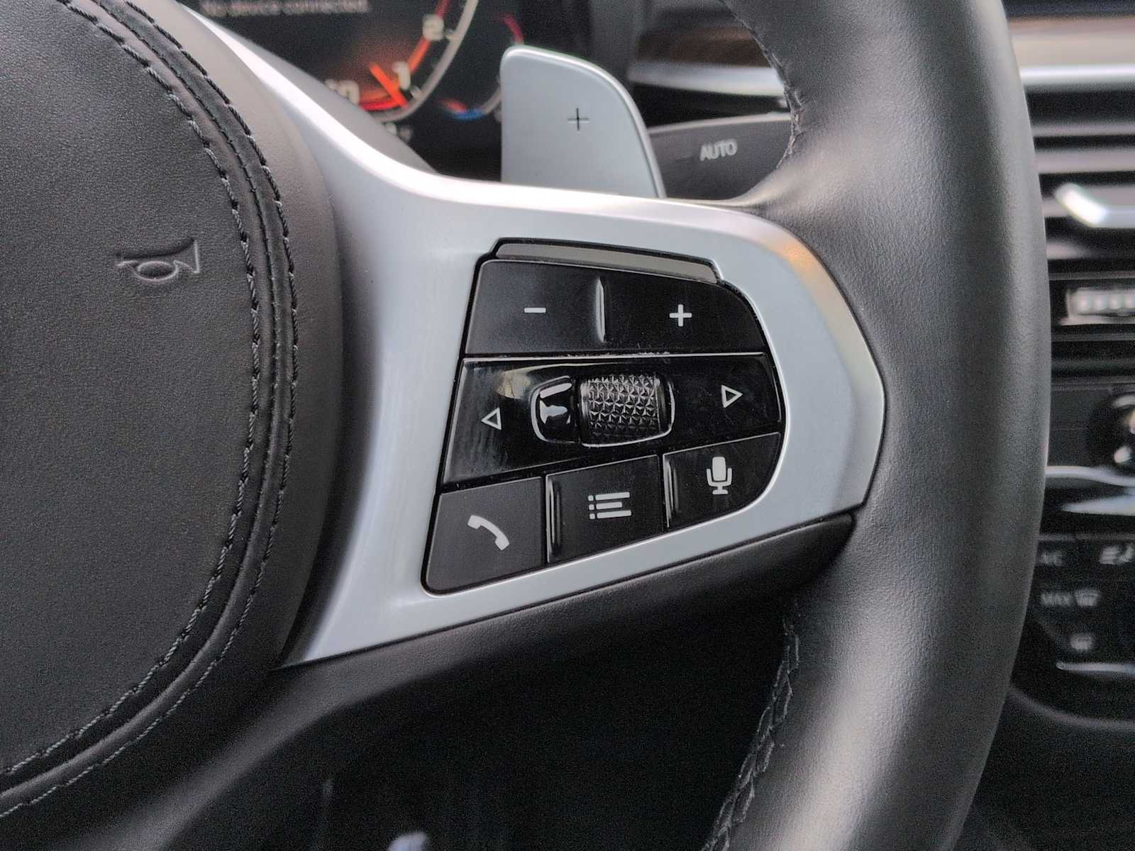 Thumbnail: 2021 BMW 5 Series - 26