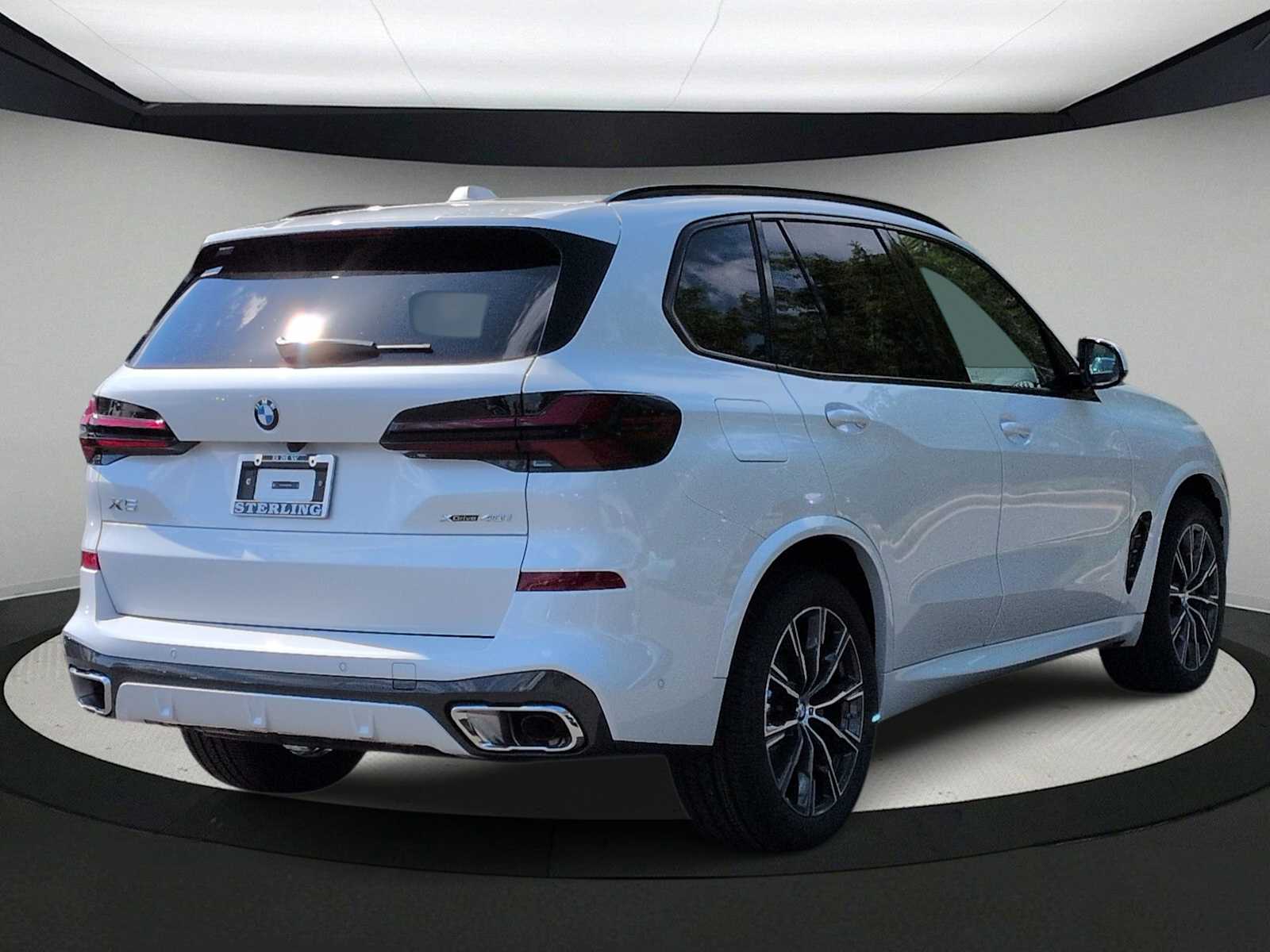 Thumbnail: 2026 BMW X5 - 8