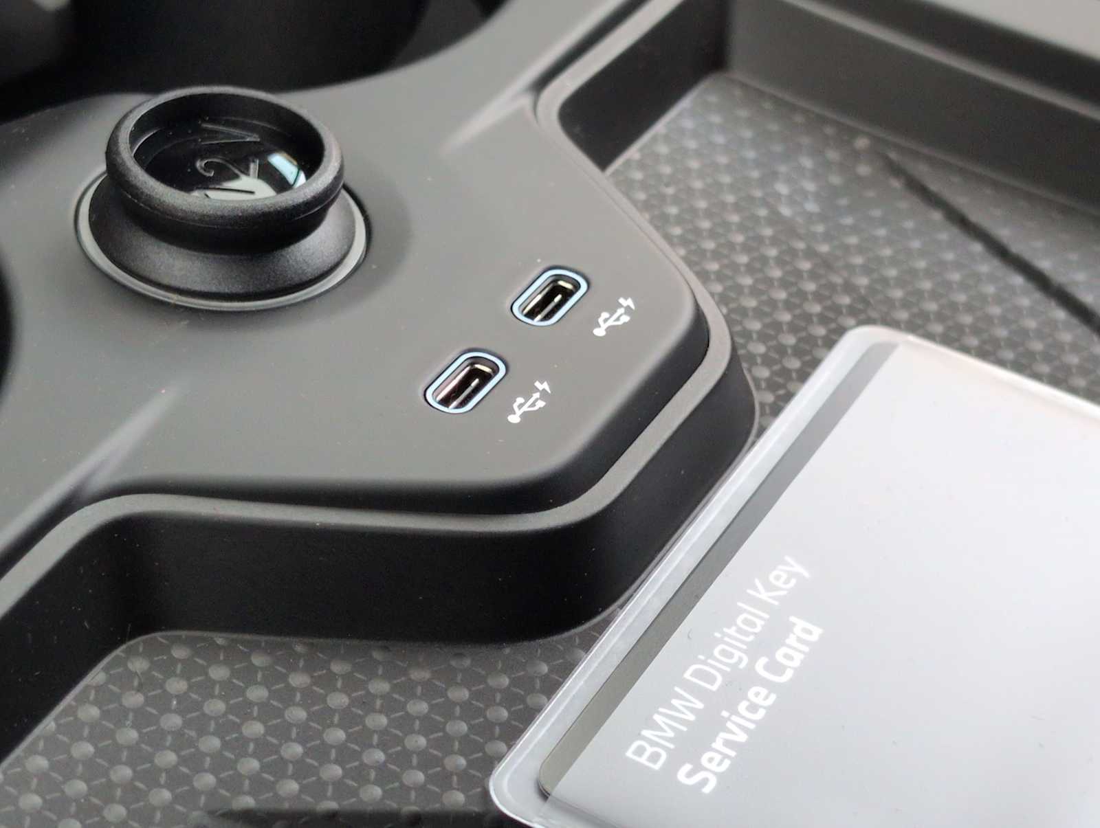 Thumbnail: 2026 BMW iX - 31