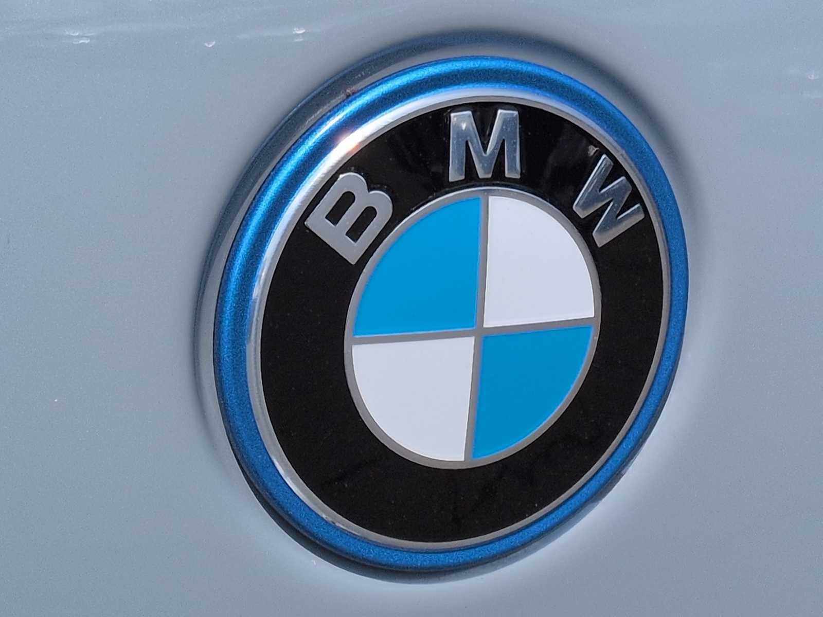 Thumbnail: 2026 BMW X5 - 12