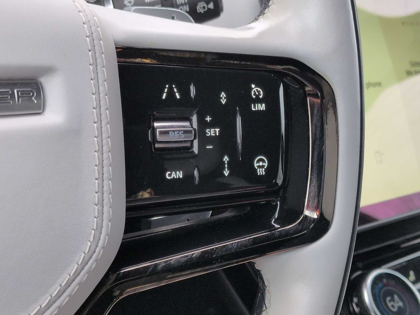 Thumbnail: 2023 Land Rover Range Rover Sport - 27