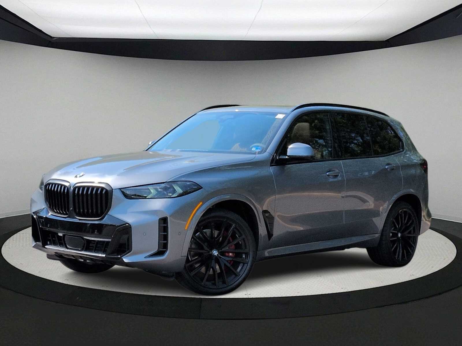 Thumbnail: 2026 BMW X5 - 1