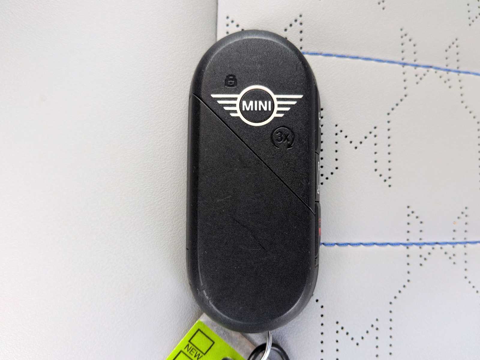 Thumbnail: 2025 MINI Cooper Hardtop - 33