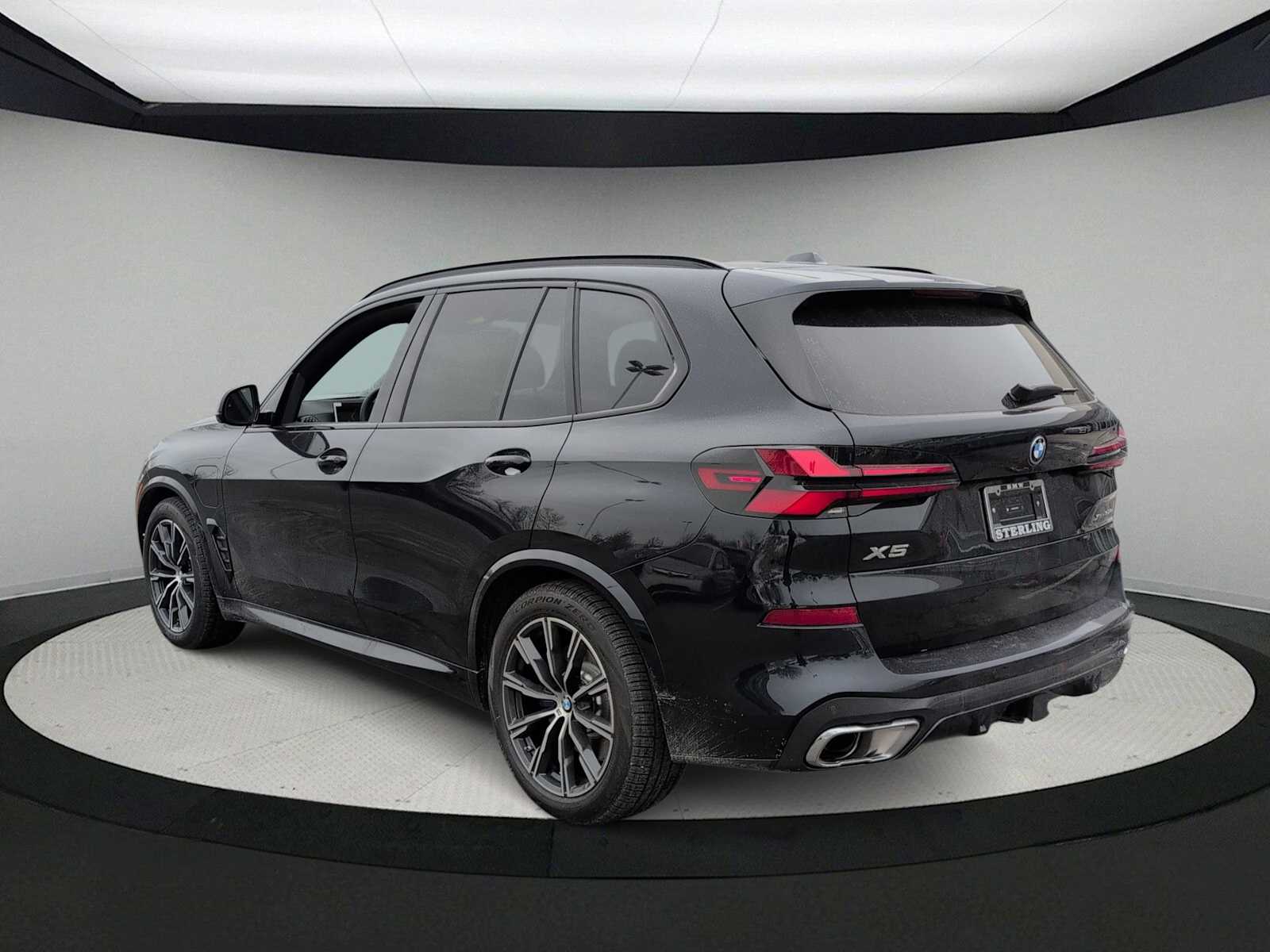 Thumbnail: 2026 BMW X5 - 6