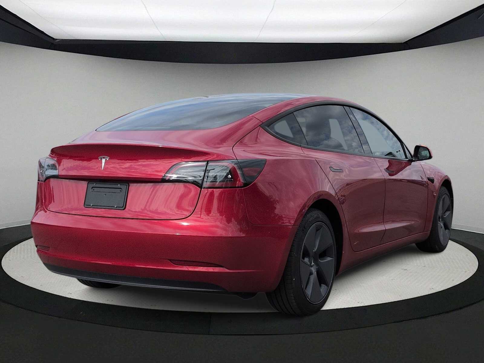 Thumbnail: 2023 Tesla Model 3 - 8