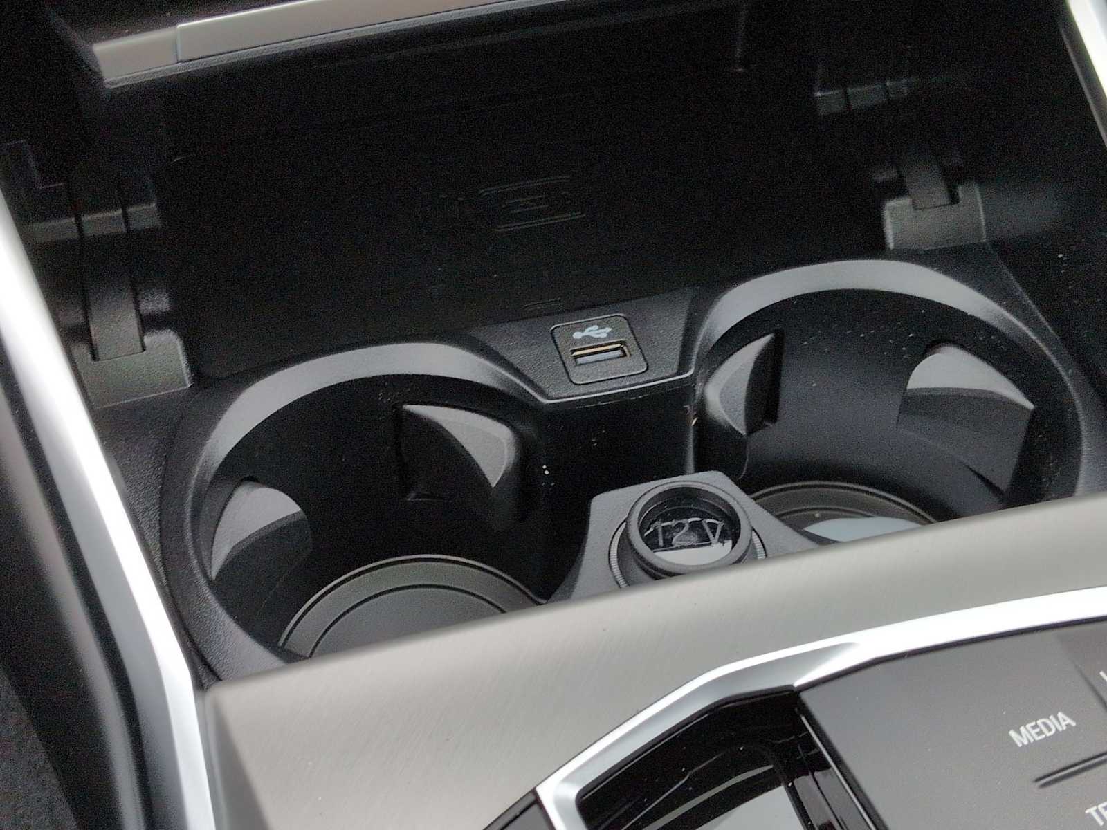 Thumbnail: 2026 BMW 3 Series - 34
