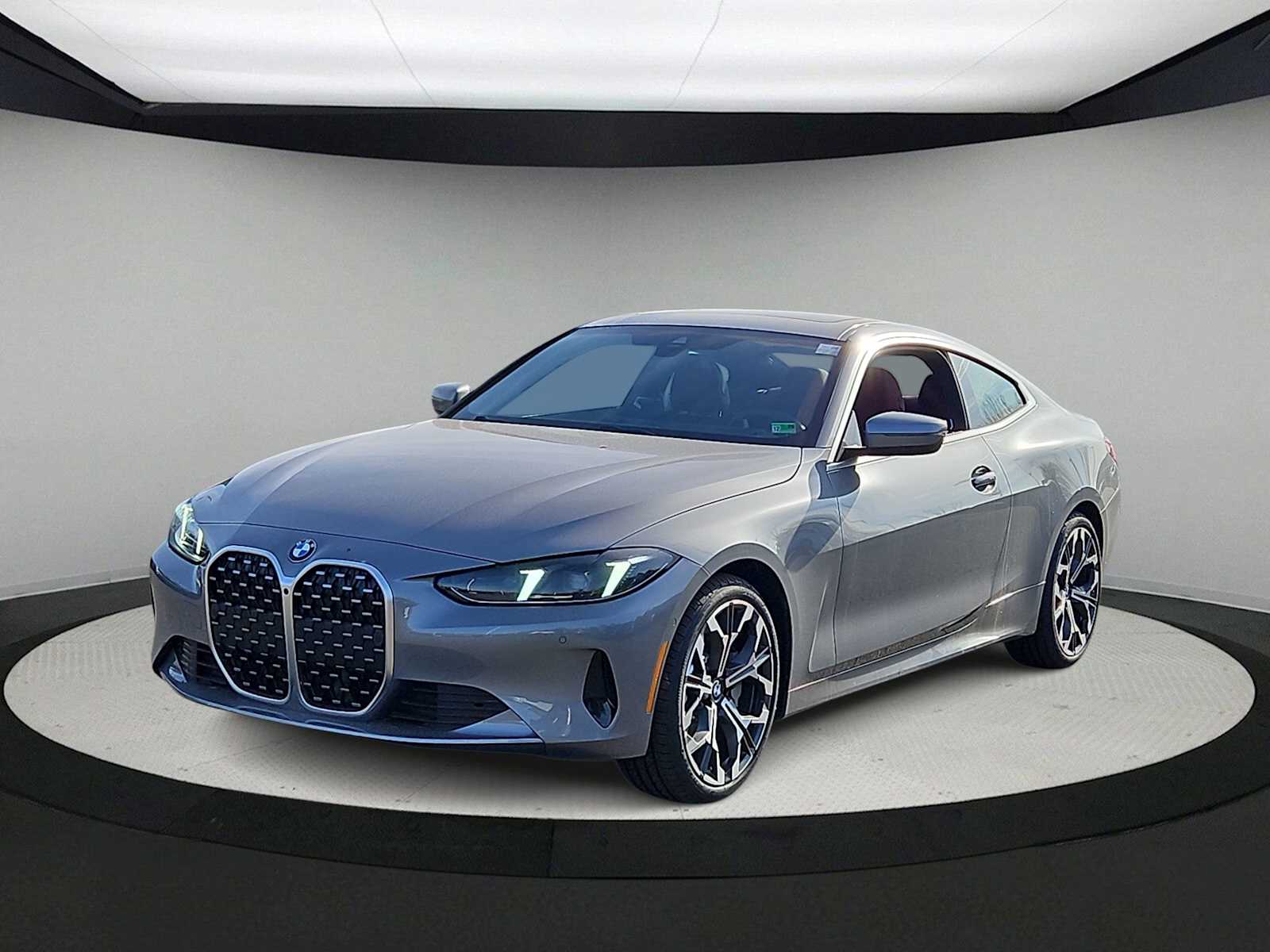 Thumbnail: 2026 BMW 4 Series - 4