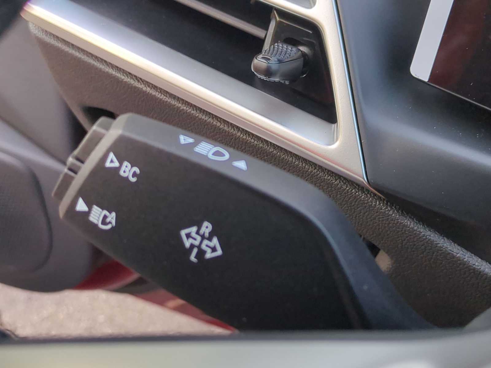 Thumbnail: 2025 BMW i4 - 29