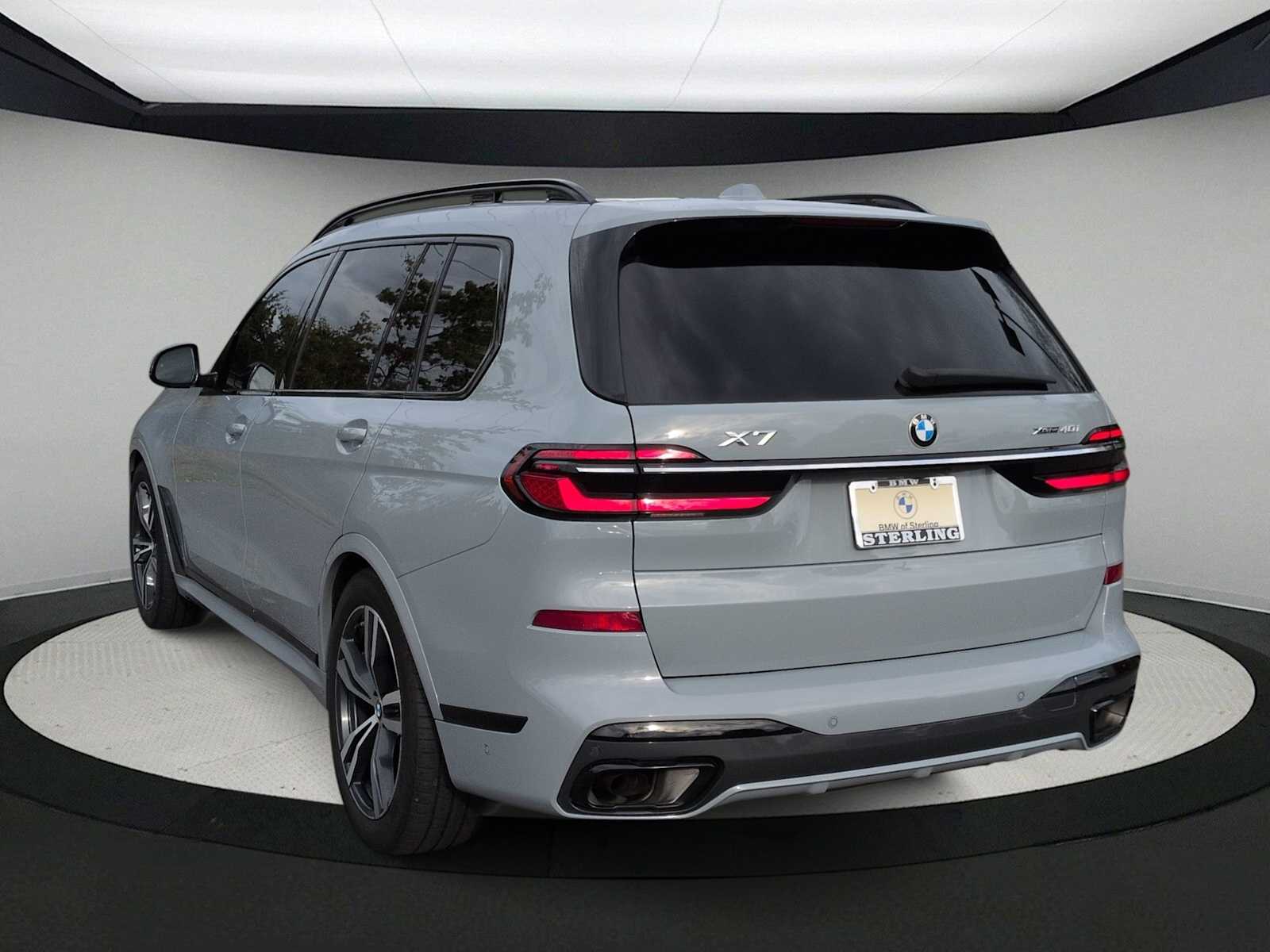 Thumbnail: 2023 BMW X7 - 6