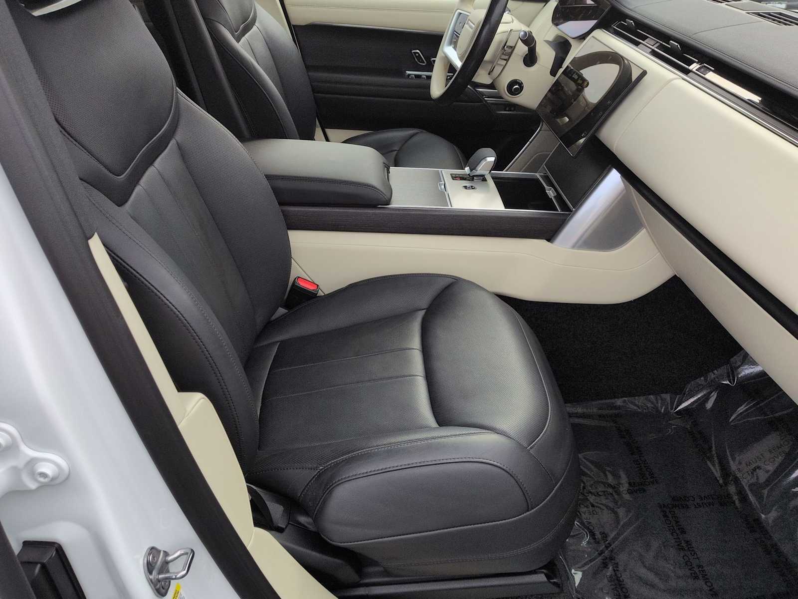 Thumbnail: 2024 Land Rover Range Rover - 24