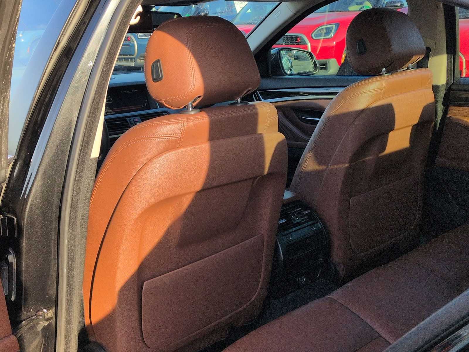 Thumbnail: 2014 BMW 5 Series - 17