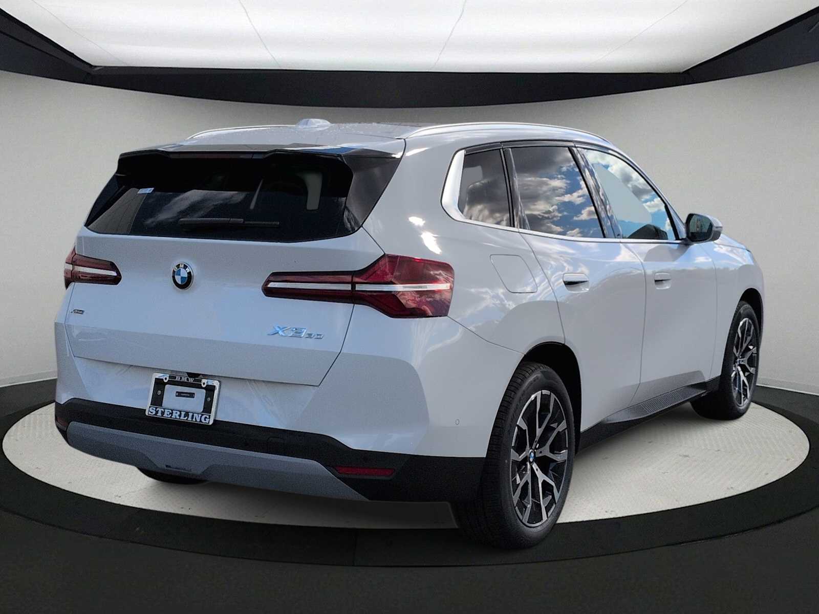 Thumbnail: 2026 BMW X3 - 8