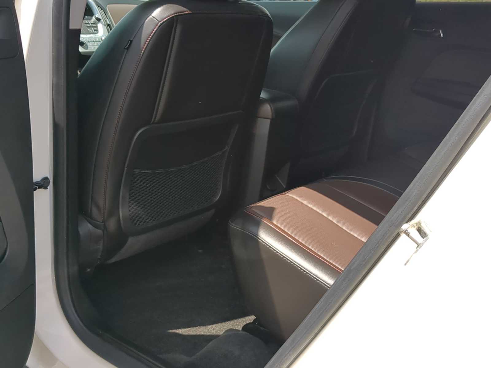Thumbnail: 2015 Chevrolet Equinox - 19