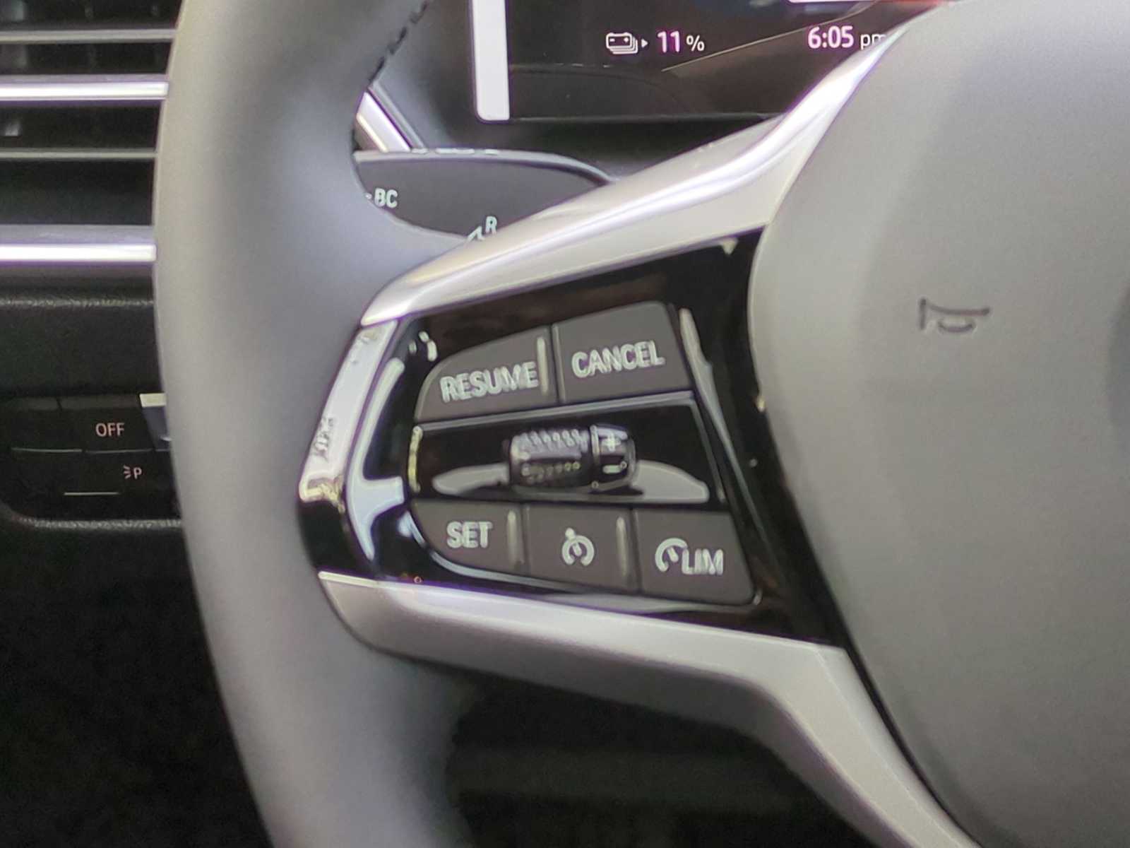 Thumbnail: 2025 BMW i4 - 26