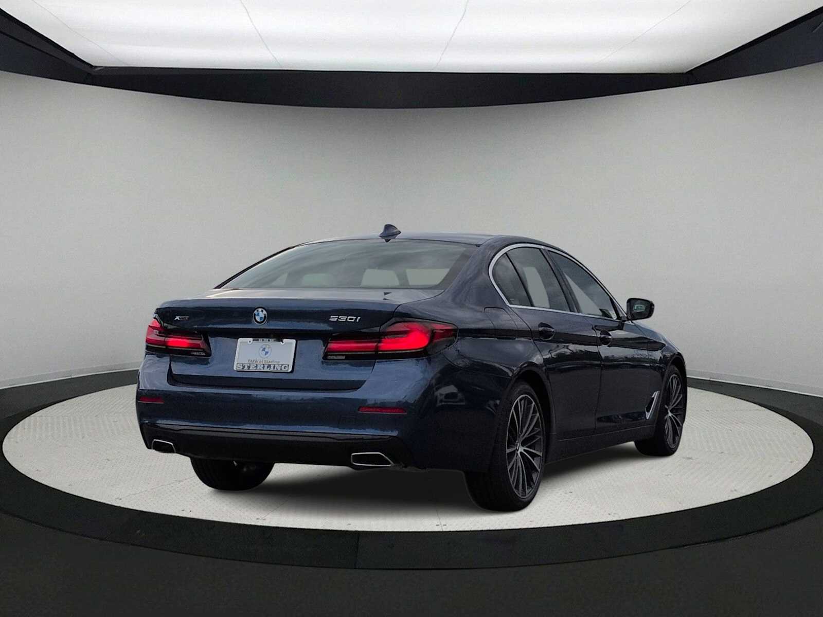 Thumbnail: 2023 BMW 5 Series - 7