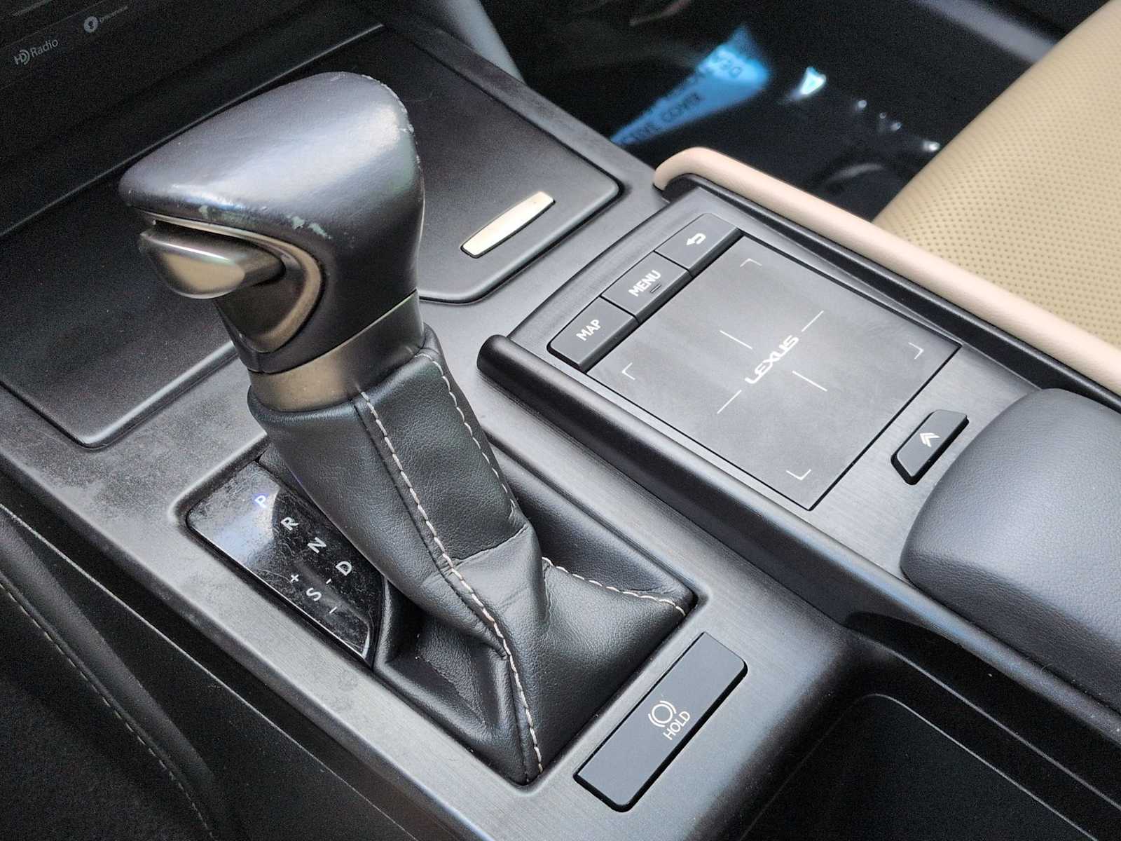 Thumbnail: 2019 Lexus ES - 34