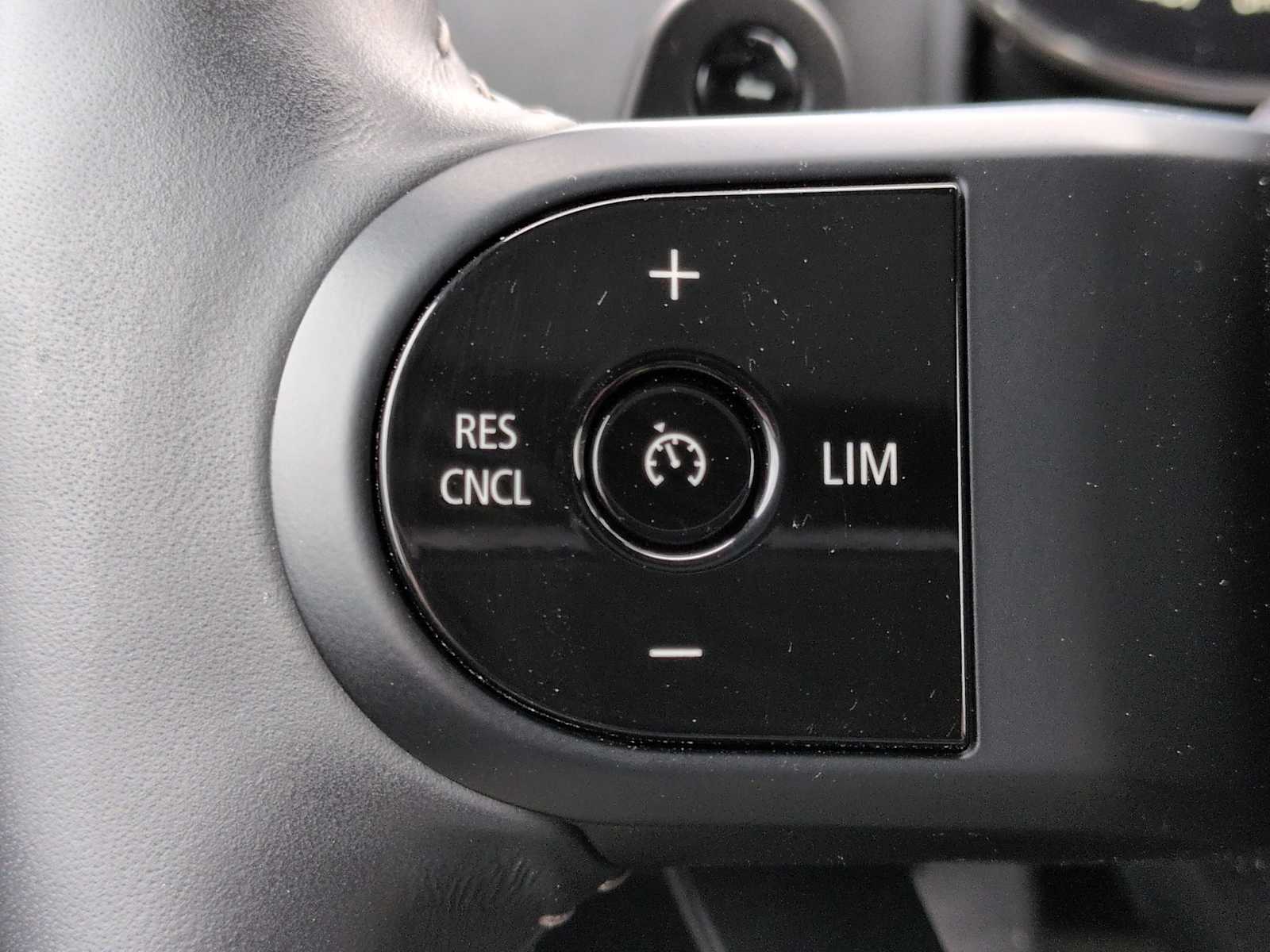 Thumbnail: 2024 MINI Cooper Countryman - 25