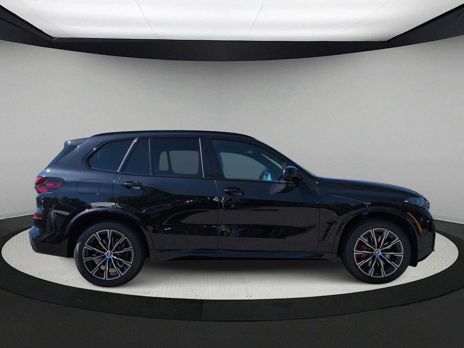 Thumbnail: 2026 BMW X5 - 9