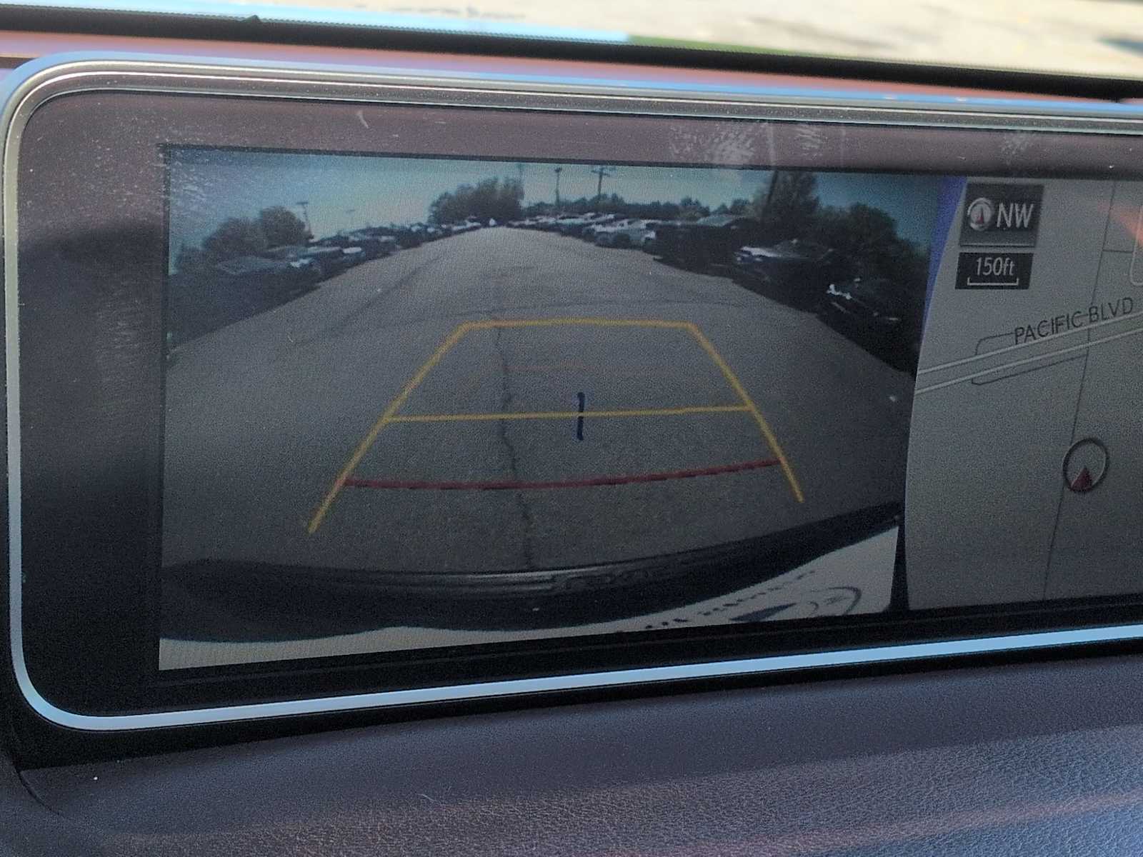 Thumbnail: 2016 Lexus RX - 32