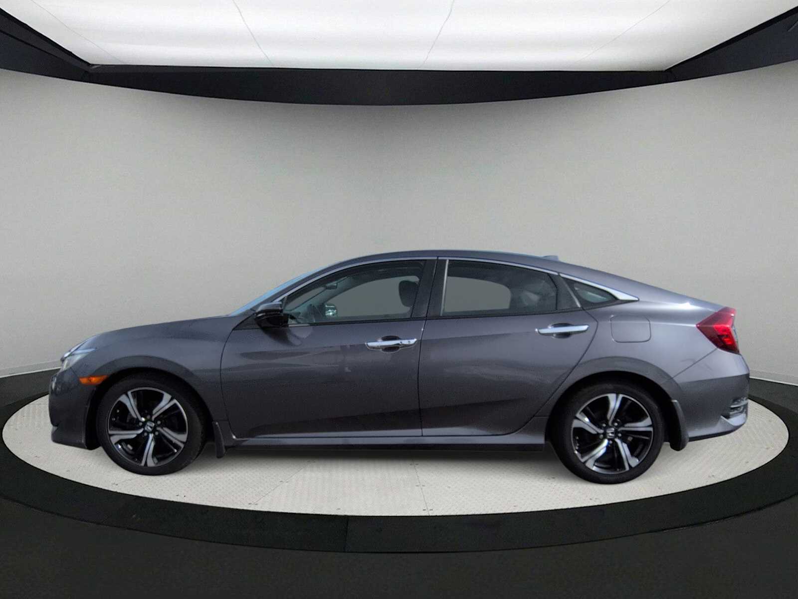 Thumbnail: 2017 Honda Civic - 5