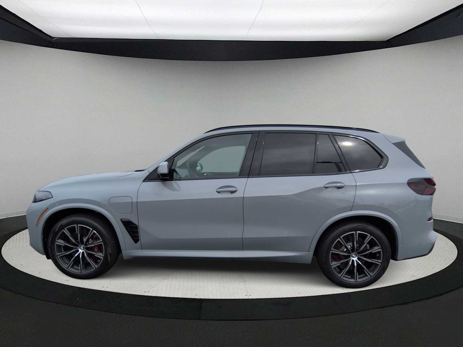 Thumbnail: 2026 BMW X5 - 5