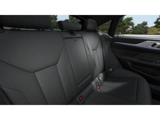 Thumbnail: 2026 BMW 4 Series - 12