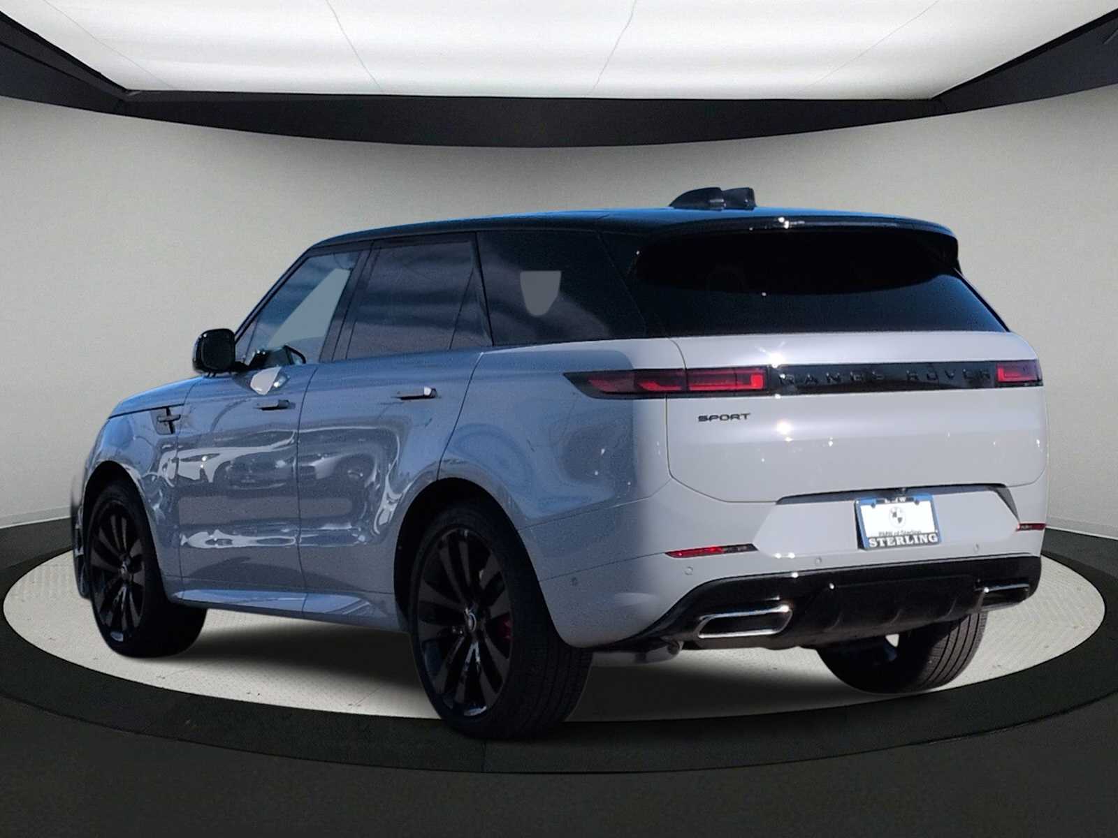 Thumbnail: 2025 Land Rover Range Rover Sport - 6
